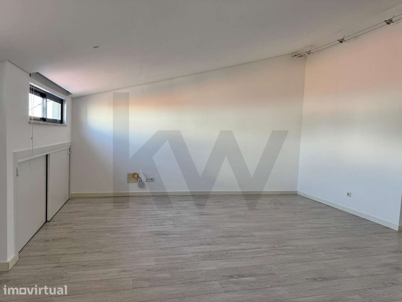 Apartamento T1 para Arrendar no Coração de Almada - Grande imagem: 5/24