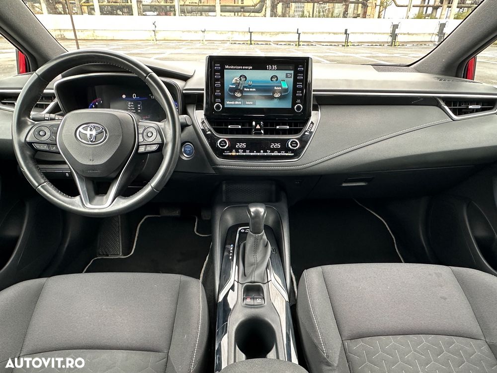 Toyota Corolla 1.8 HSD TS Dynamic - 9