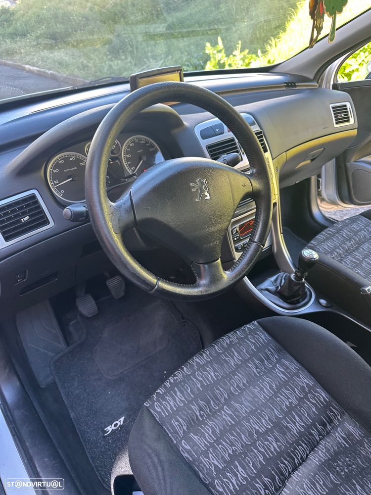 Peugeot 307 1.4 16V Navtech - 7