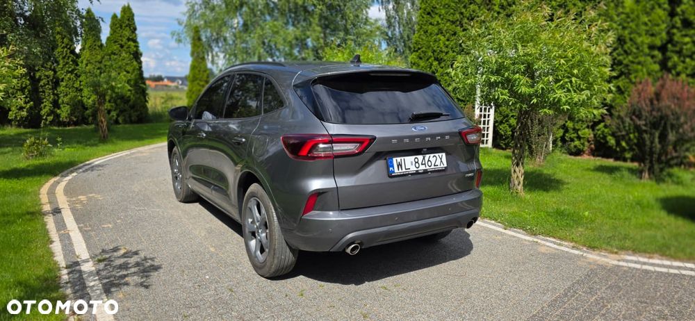 Ford Kuga - 5