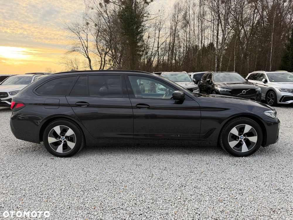 BMW Seria 5 520d Luxury Line - 19
