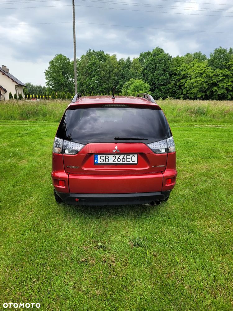 Mitsubishi Outlander 2.4 Invite CVT - 4