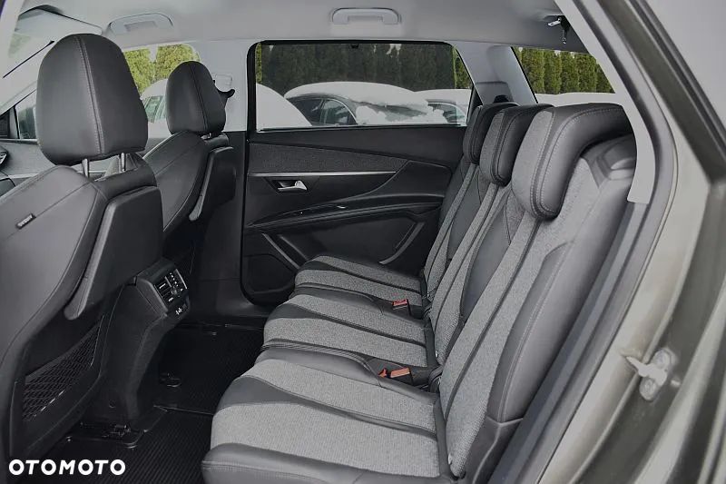 Peugeot 5008 BlueHDI 120 EAT6 Stop & Start Allure - 22