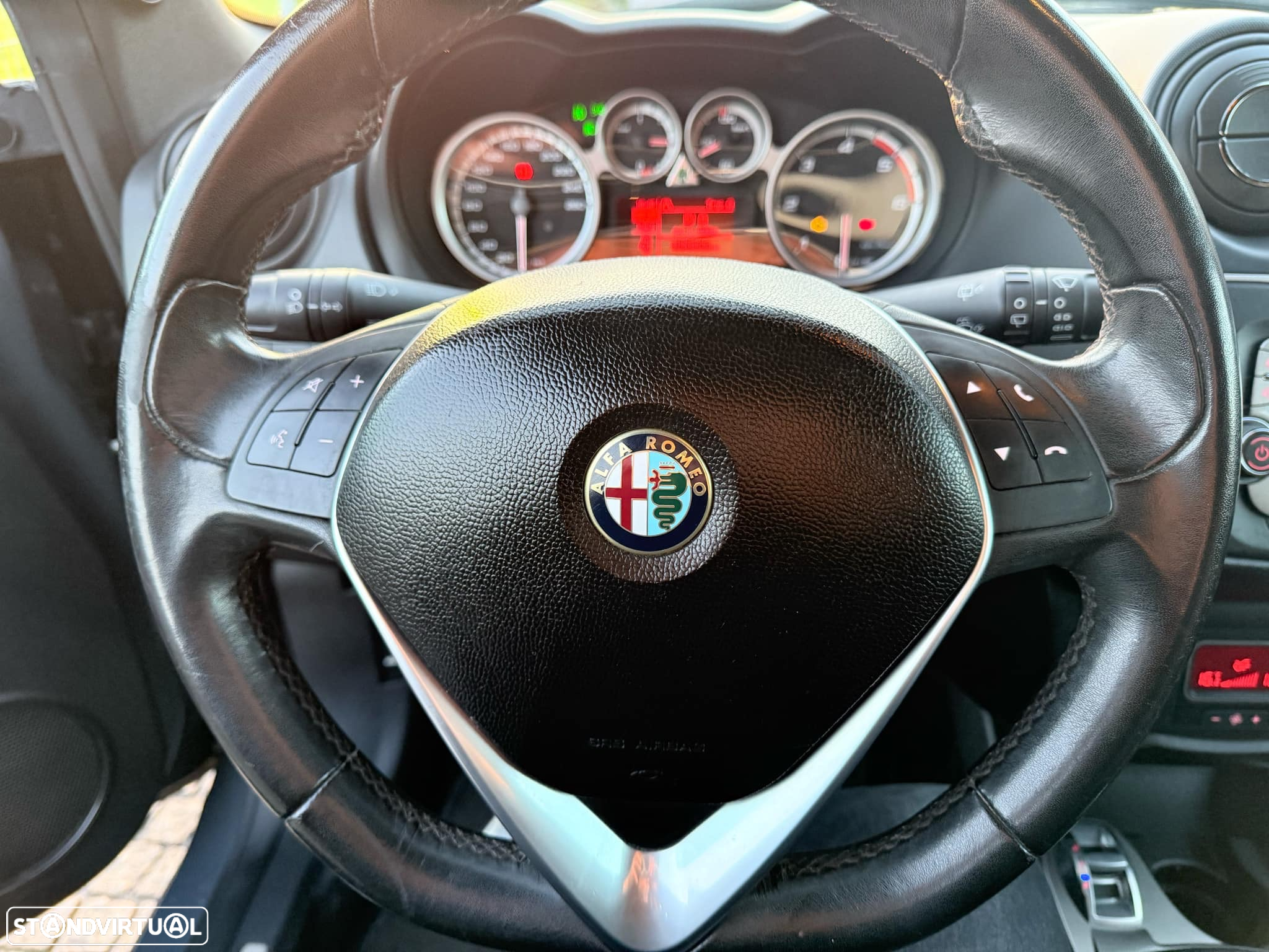 Alfa Romeo MiTo 1.3 JTDM ECO Turismo - 8