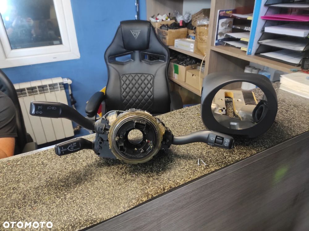 AUDI A4 B6 B7 KOMBI MANETKI TEMPOMATU ZESTAW POD TEMPOMAT MULTIFUNKCJA OBUDOWA CZARNA KOMPLEMAT WYSYŁKA !!!! - 1