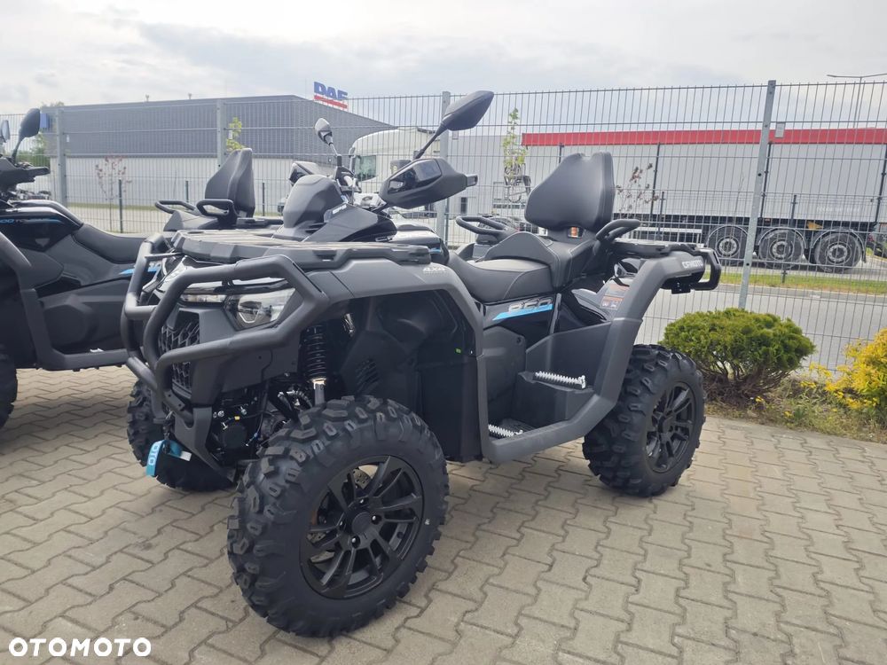 CFMoto CForce - 9