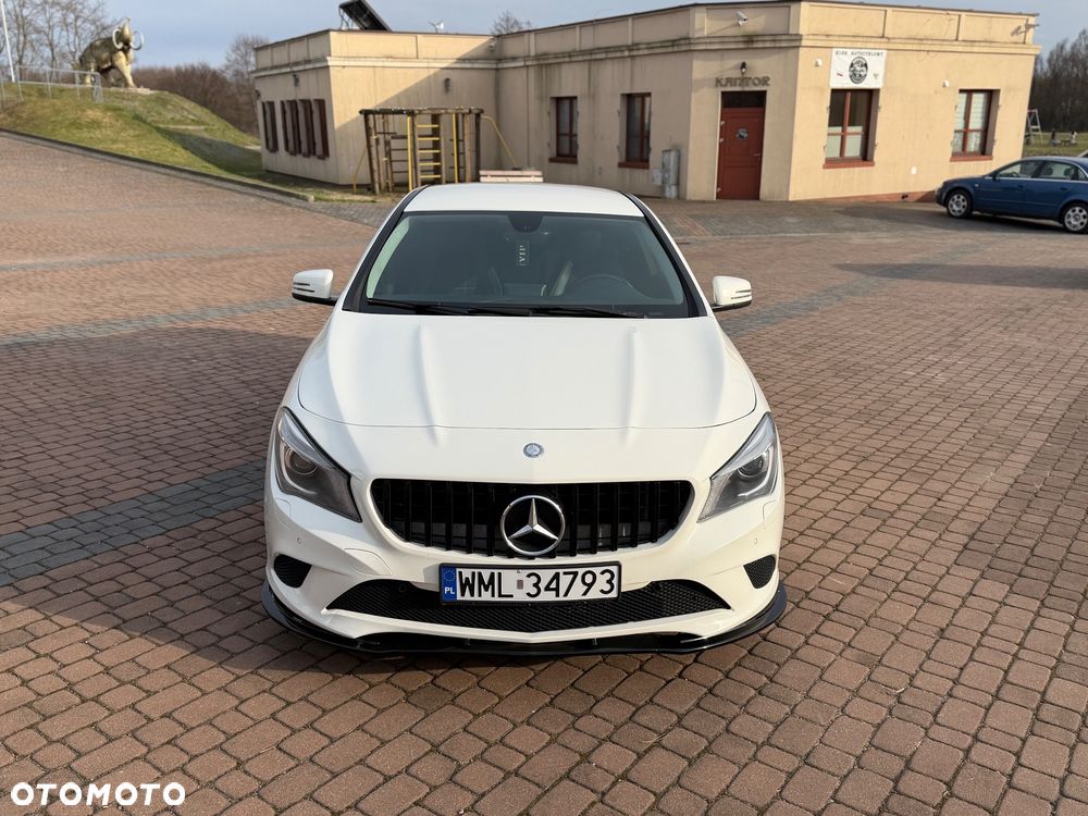 Mercedes-Benz CLA 220 d 7G-DCT AMG Line - 13