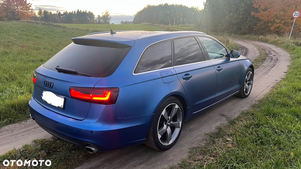 Audi A6 - 4