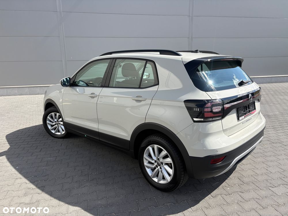 Volkswagen T-Cross - 12