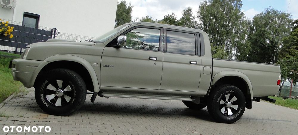 Mitsubishi L200 2.5 TD Intense - 1