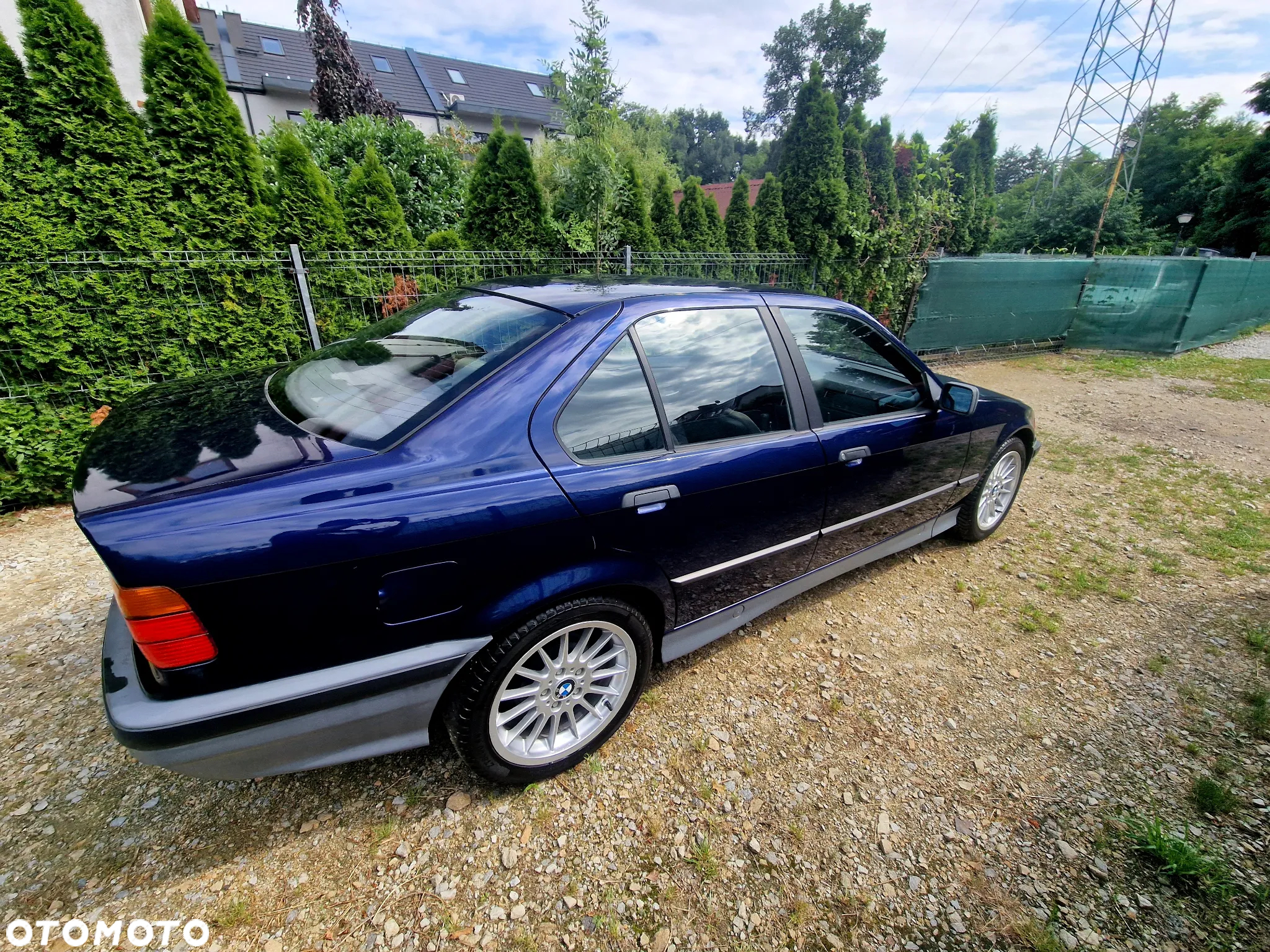 BMW Seria 3 318i - 23