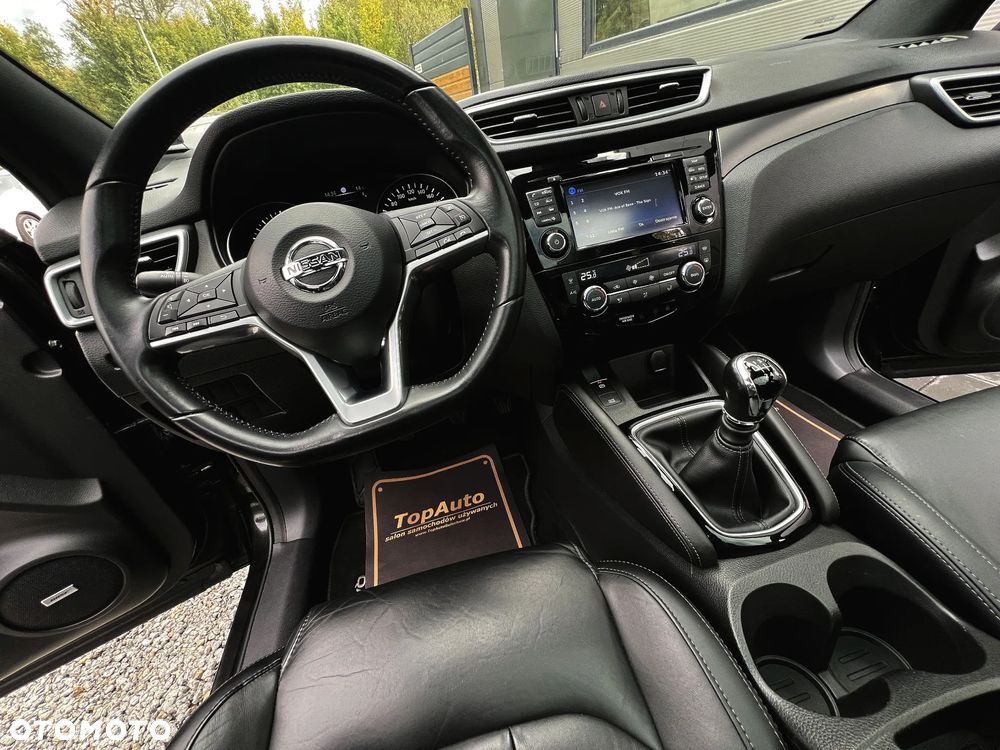 Nissan Qashqai 1.2 DIG-T TEKNA+ - 26