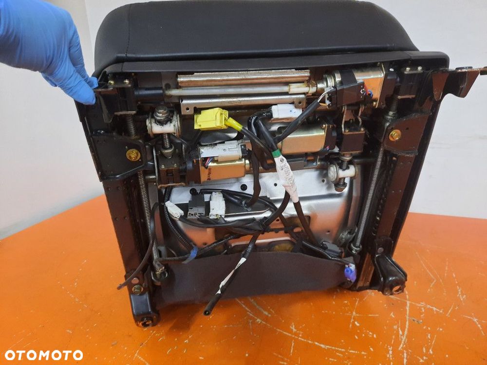 NISSAN PATHFINDER R50 II 99-04 FOTEL KIEROWCY LEWY SKÓRA ELEKTRYCZNY - 13