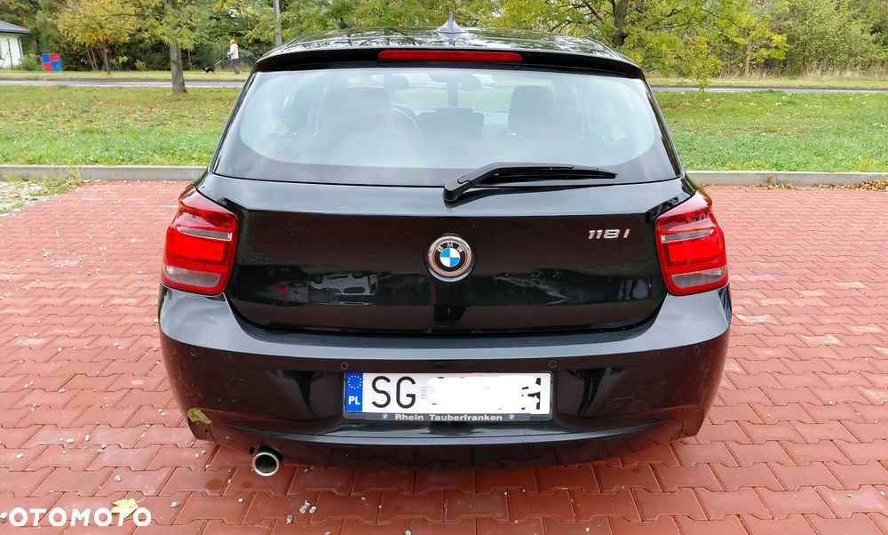 BMW Seria 1 118i Sport Line - 24