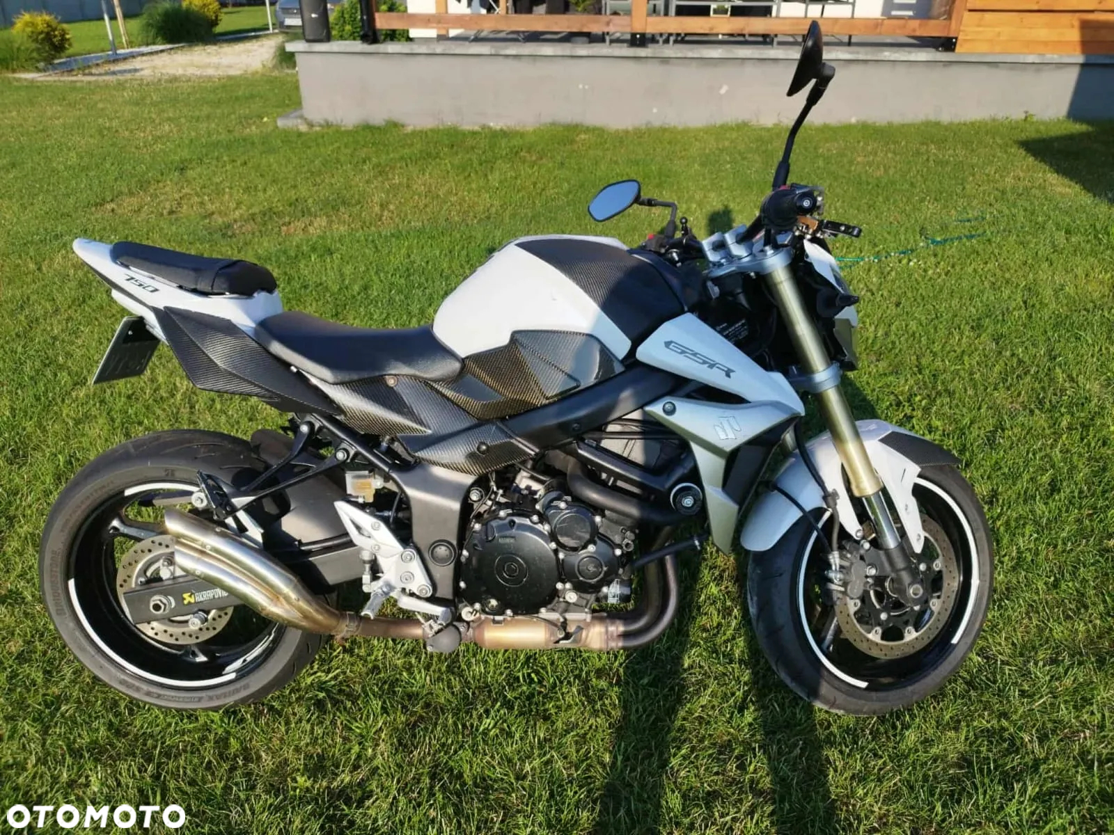 Suzuki GSR - 5