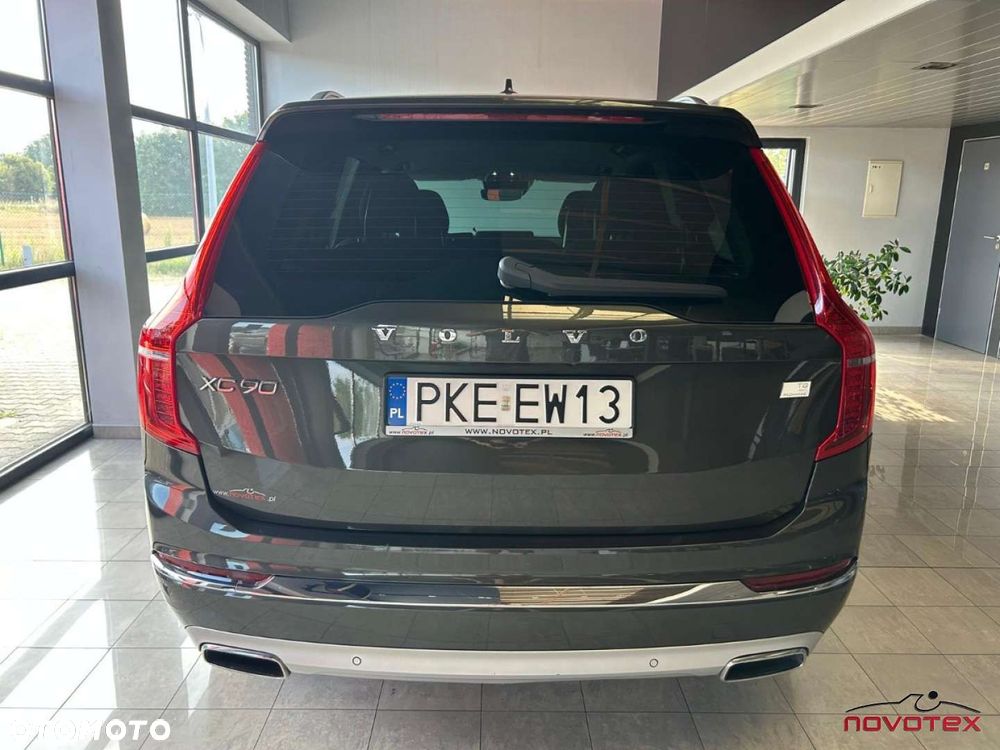 Volvo XC 90 - 6