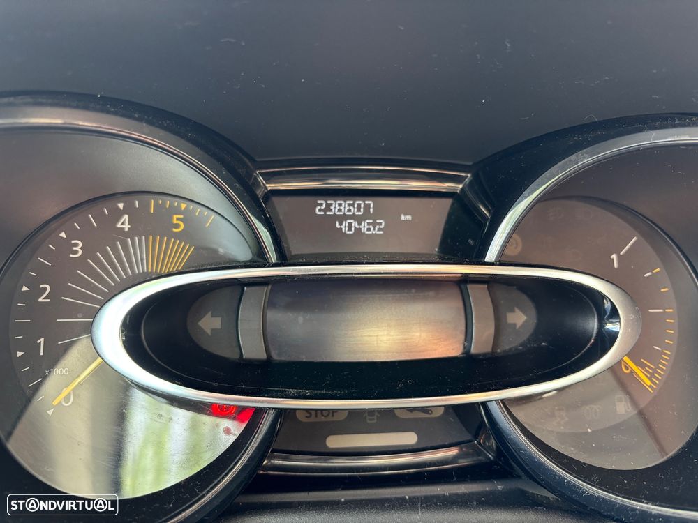 Renault Clio 1.5 dCi Confort - 5