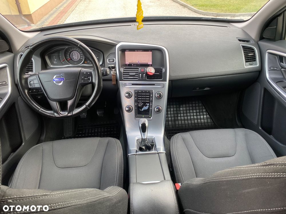Volvo XC 60 D3 Kinetic - 33