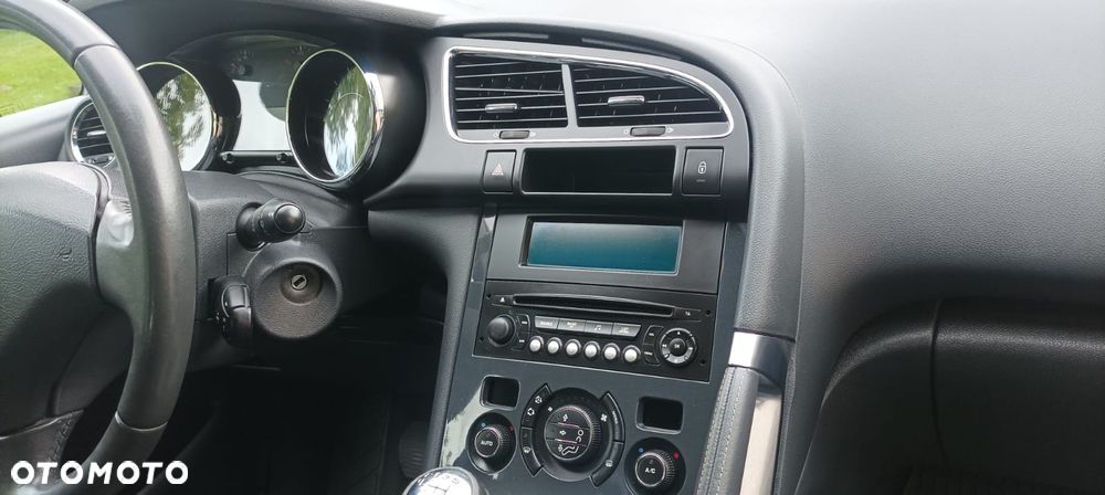 Peugeot 3008 1.6 HDi Access - 9