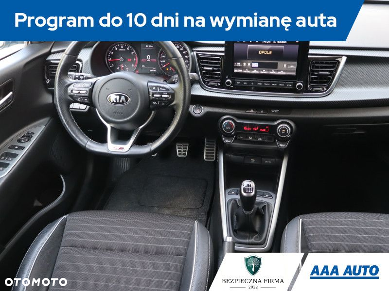 Kia Rio - 8