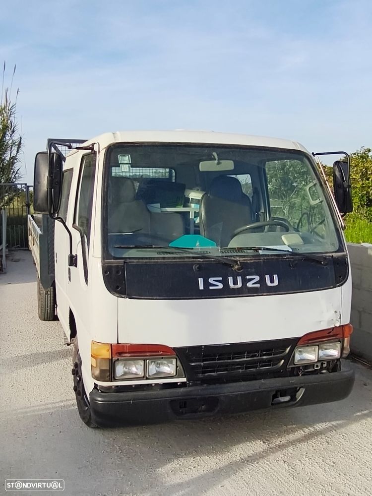 Isuzu NKR 69 LL-5D - 2