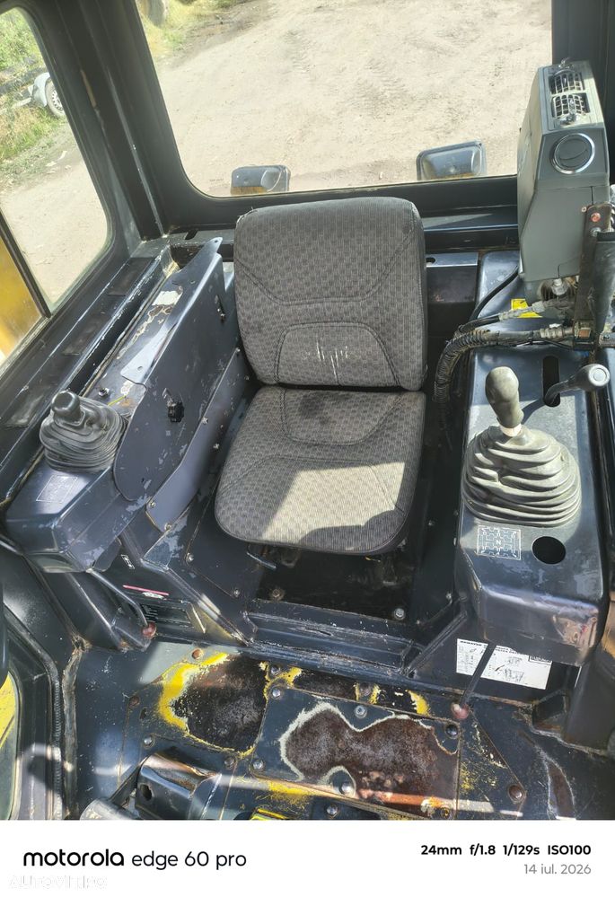 Komatsu D85ESS-2 - 7