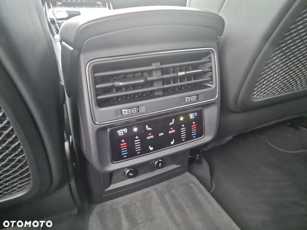 Audi Q7 - 24
