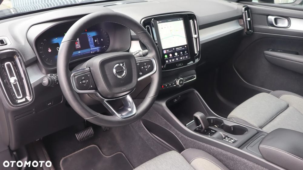 Volvo XC 40 B3 Core - 13