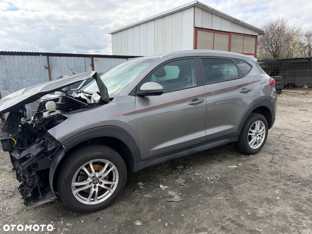 Hyundai Tucson 1.6 GDi 2WD Select - 29