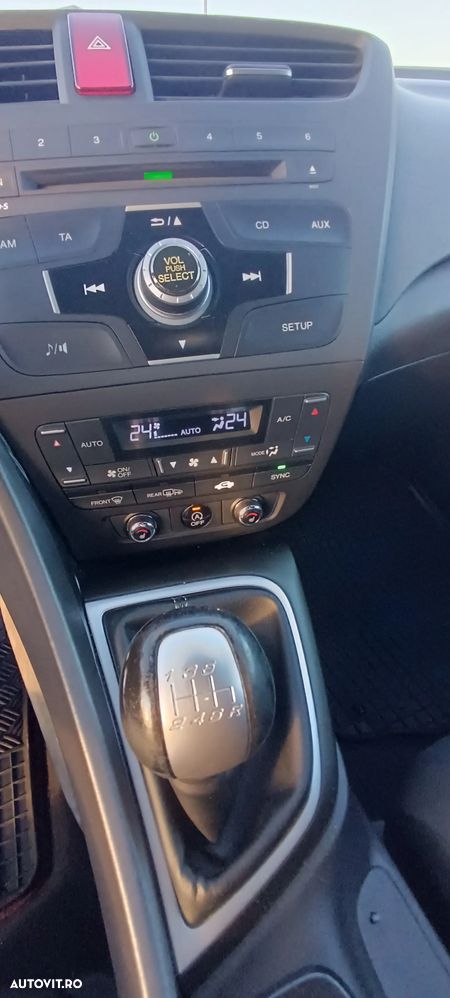 Honda Civic 1.8 i-VTEC MT Executive - 11