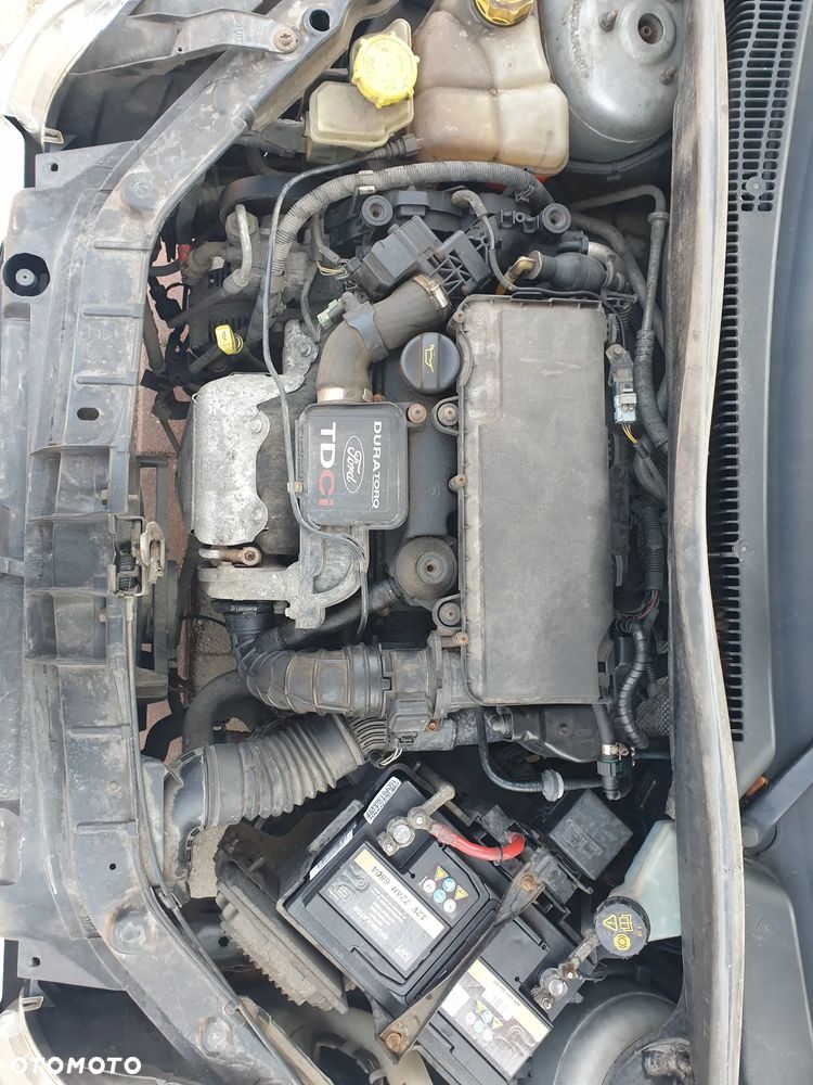 Ford Fusion - 7
