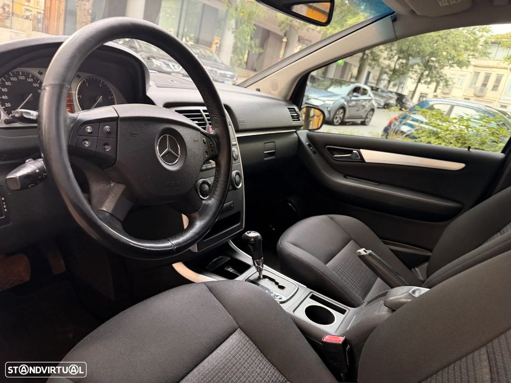 Mercedes-Benz B 180 CDi Autotronic - 9