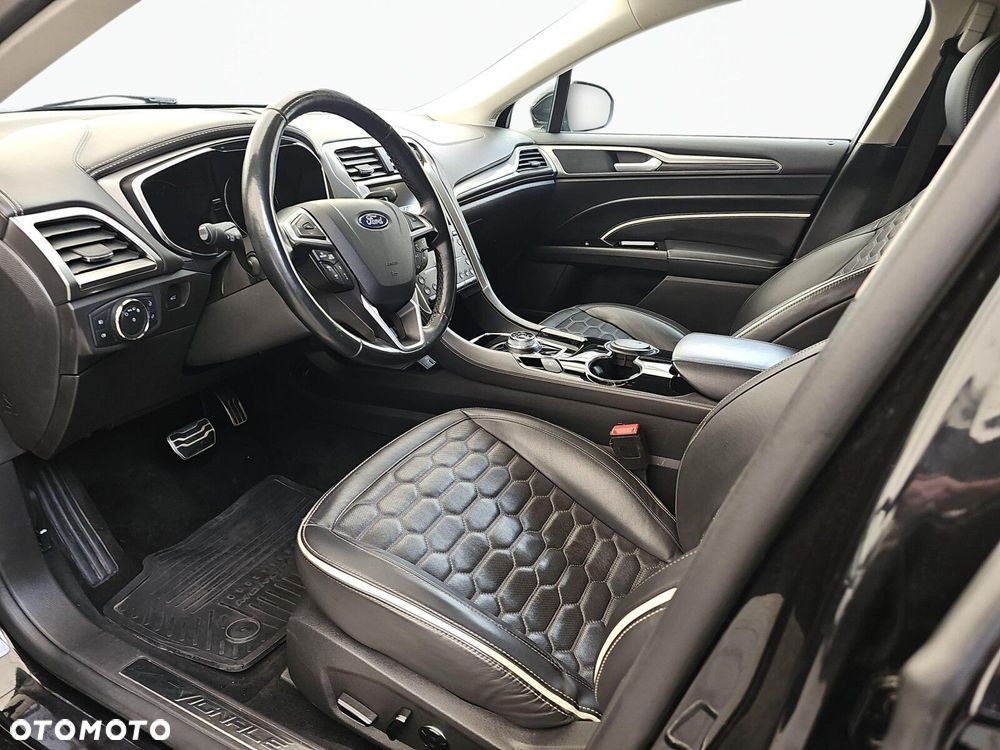 Ford Mondeo 2.0 EcoBlue Vignale - 12