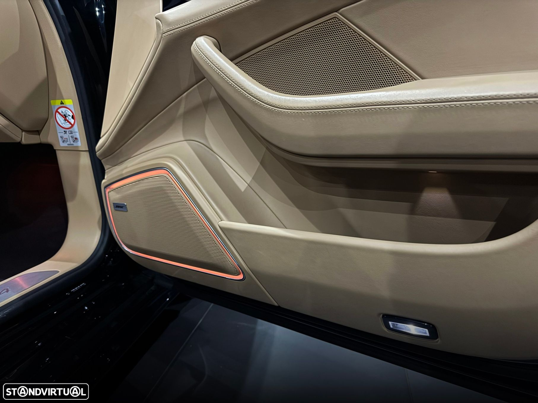 Porsche Panamera Sport Turismo - 50