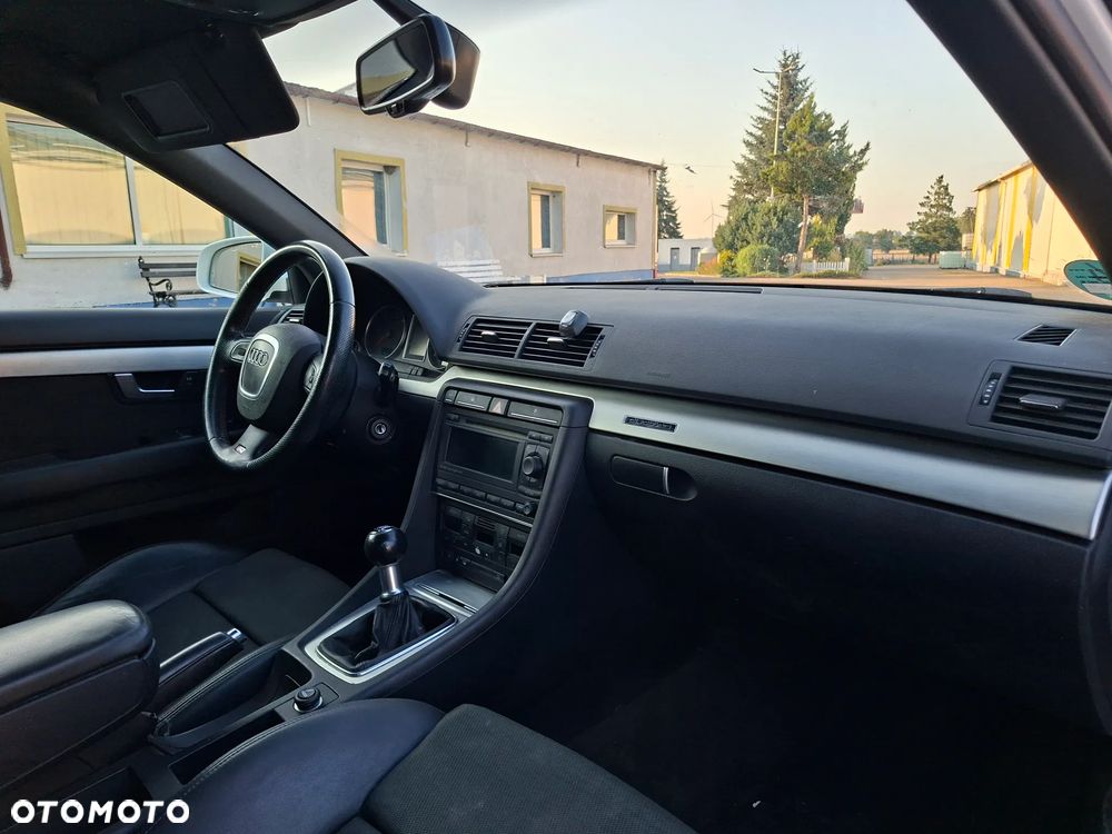Audi A4 Avant 2.0 TDI DPF Quattro - 12