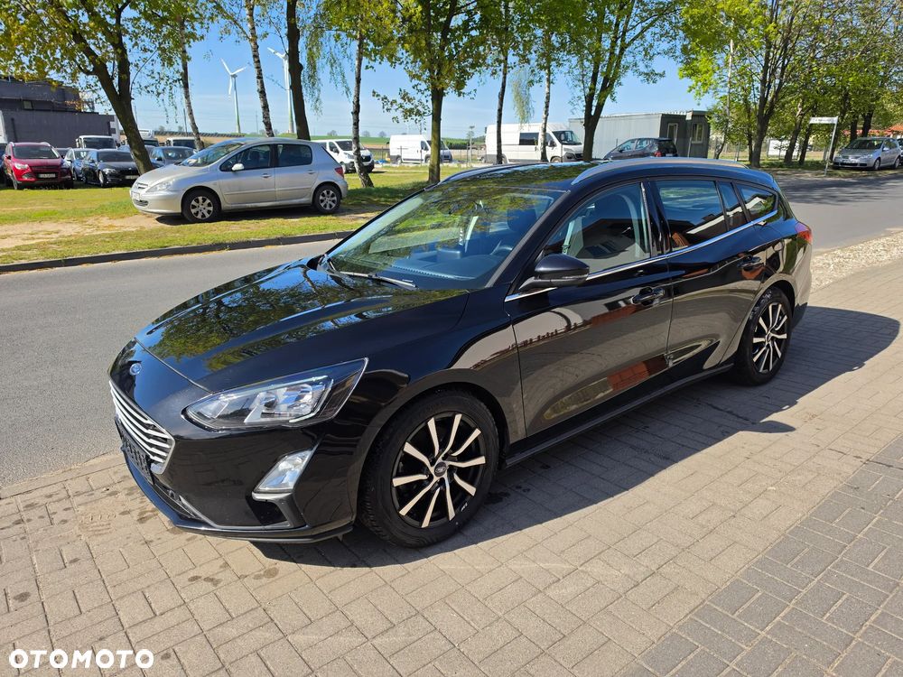 Ford Focus - 1