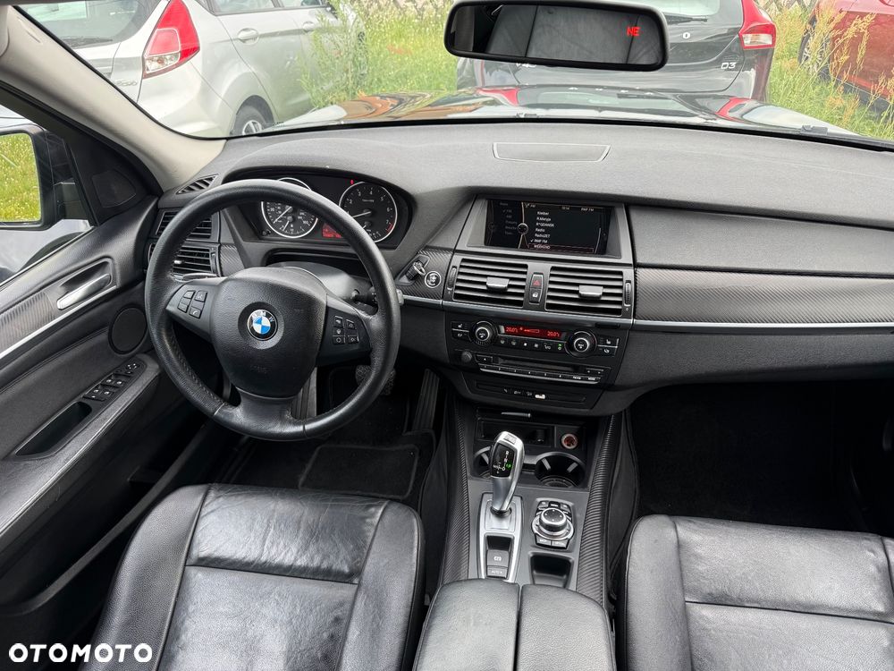 BMW X5 xDrive35i Edition Exclusive - 8