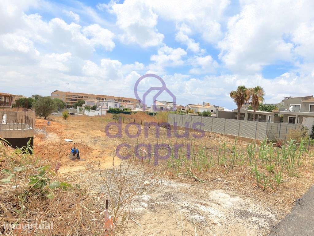 Terreno para Construção de uma Moradia em Montenegro - Faro - Grande imagem: 2/13