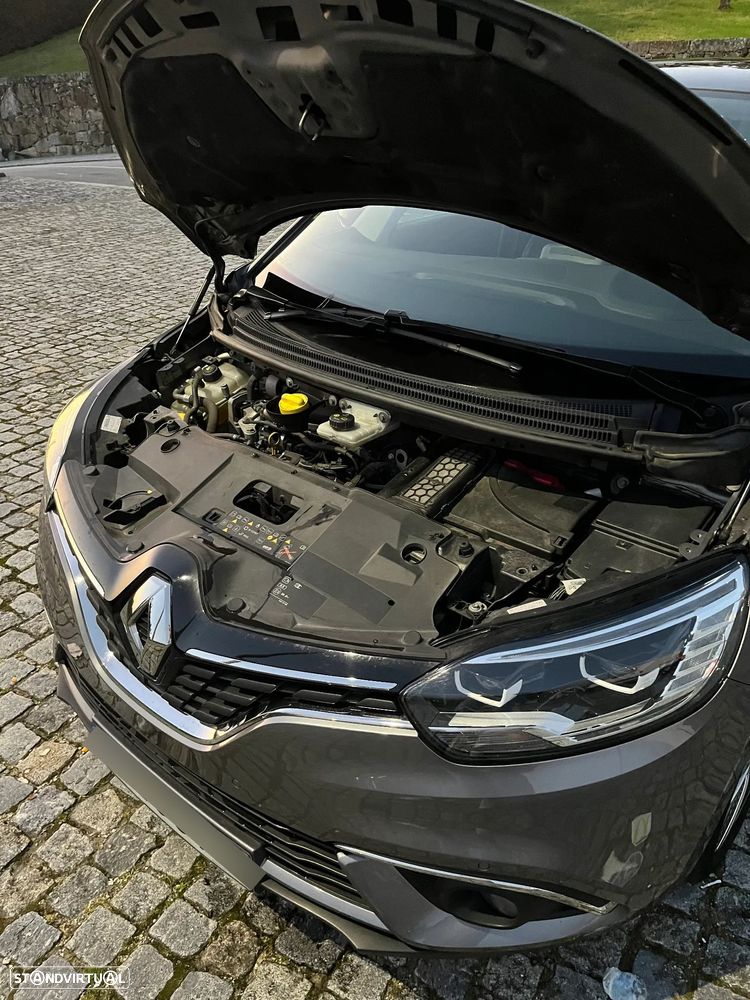 Renault Grand Scénic - 10