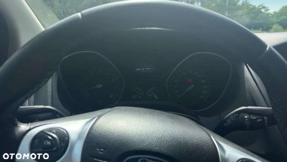 Ford Focus 1.0 EcoBoost Trend - 9