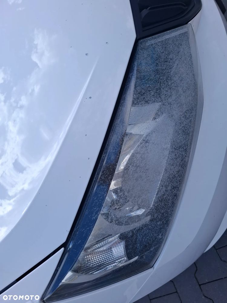 Skoda Fabia 1.0 TSI Active - 6
