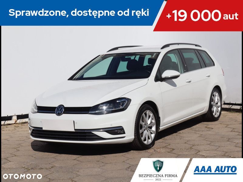 Volkswagen Golf - 1