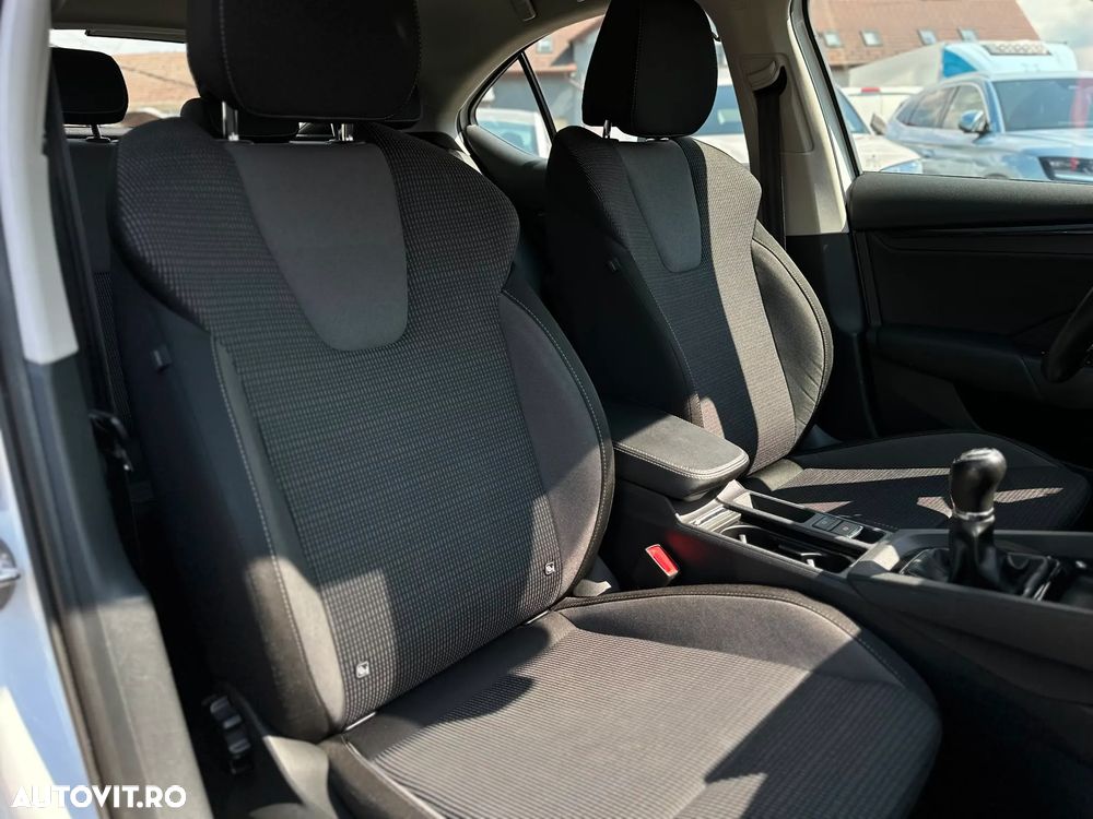 Skoda Octavia 1.5 TSI Ambition - 36