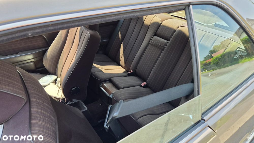 Mercedes-Benz W124 (1984-1993) - 8