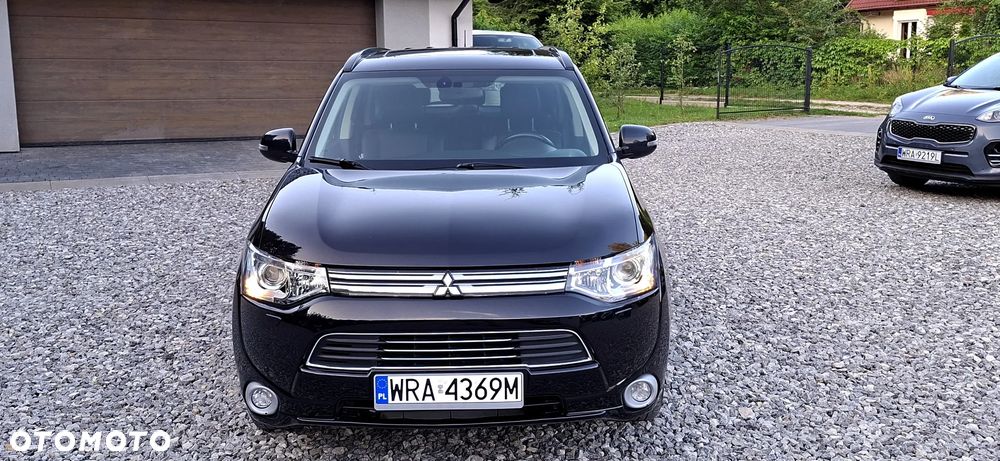 Mitsubishi Outlander 2.0 4WD Plus - 21