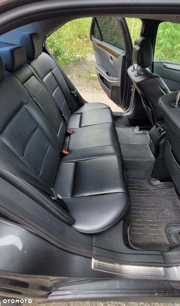 Mercedes-Benz Klasa E 200 CDI DPF BlueEFFICIENCY Automatik Avantgarde - 10