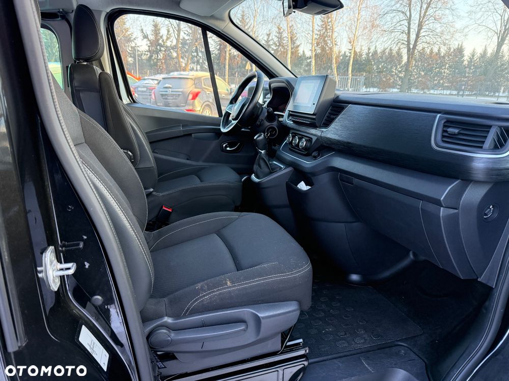 Renault Trafic - 11