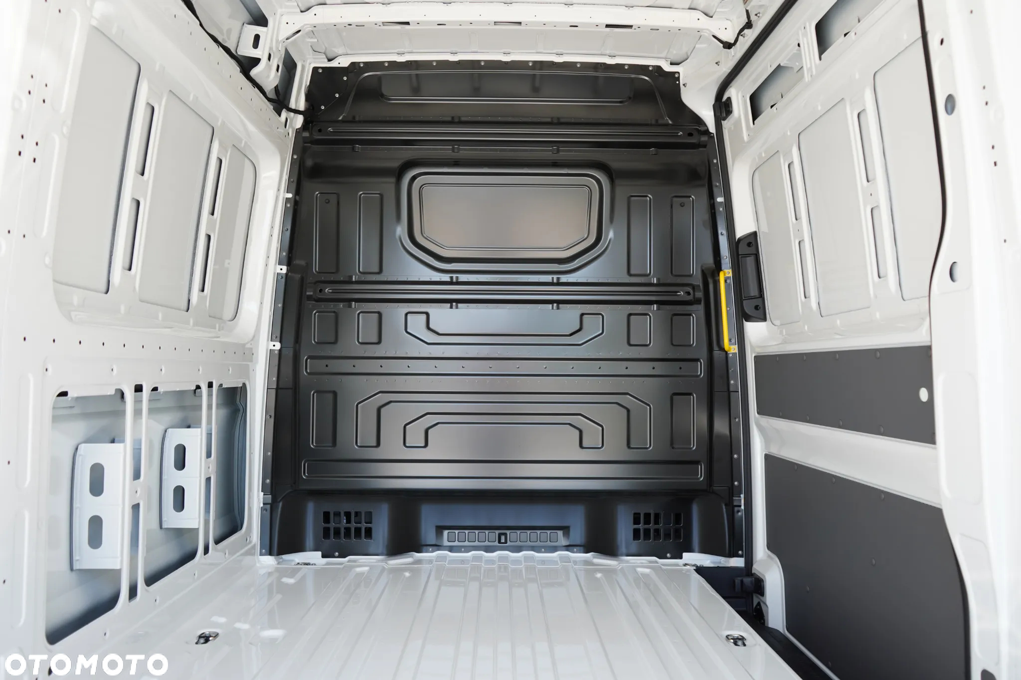 Volkswagen Crafter 35 - 17