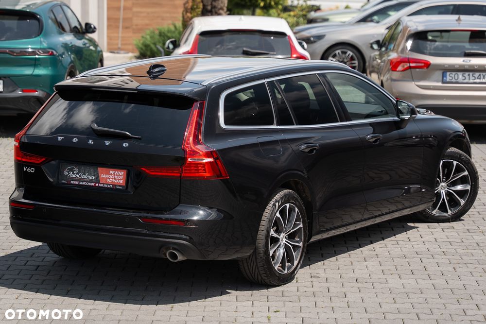 Volvo V60 D3 Momentum Core - 12