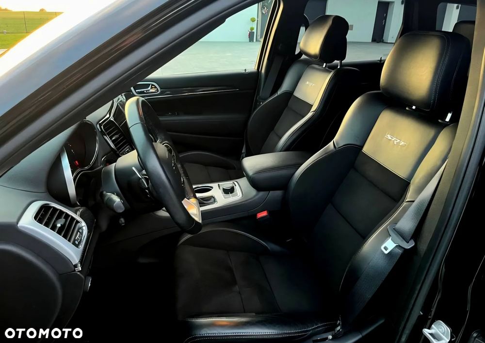Jeep Grand Cherokee 6.4 V8 SRT8 - 29